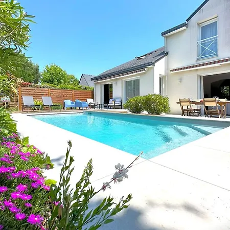 La Celeste-villa Standing Avec Piscine Et Jardin * Saint-Herblain